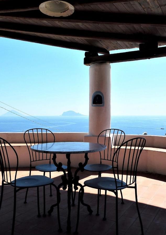 Case Al Mare - Terrazzi Panoramici E Ampio Giardino サンタ・マリーナ・サリーナ エクステリア 写真